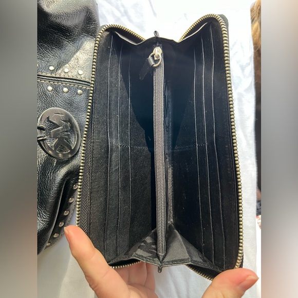 Vintage Michael Kors Handbag and Wallet!! - Picture 3 of 8